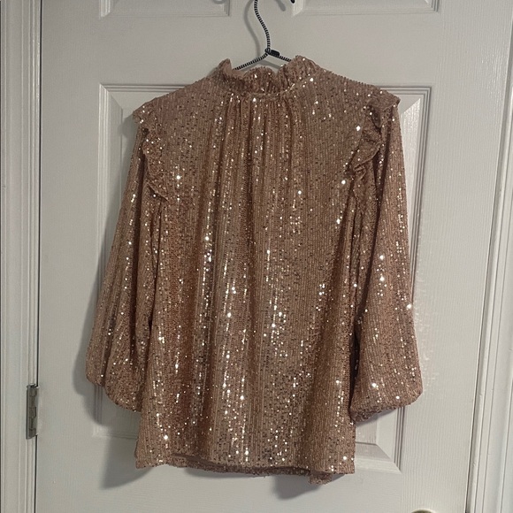 Crown and Ivy Sequin Embellished Blouse - Picture 3 of 7